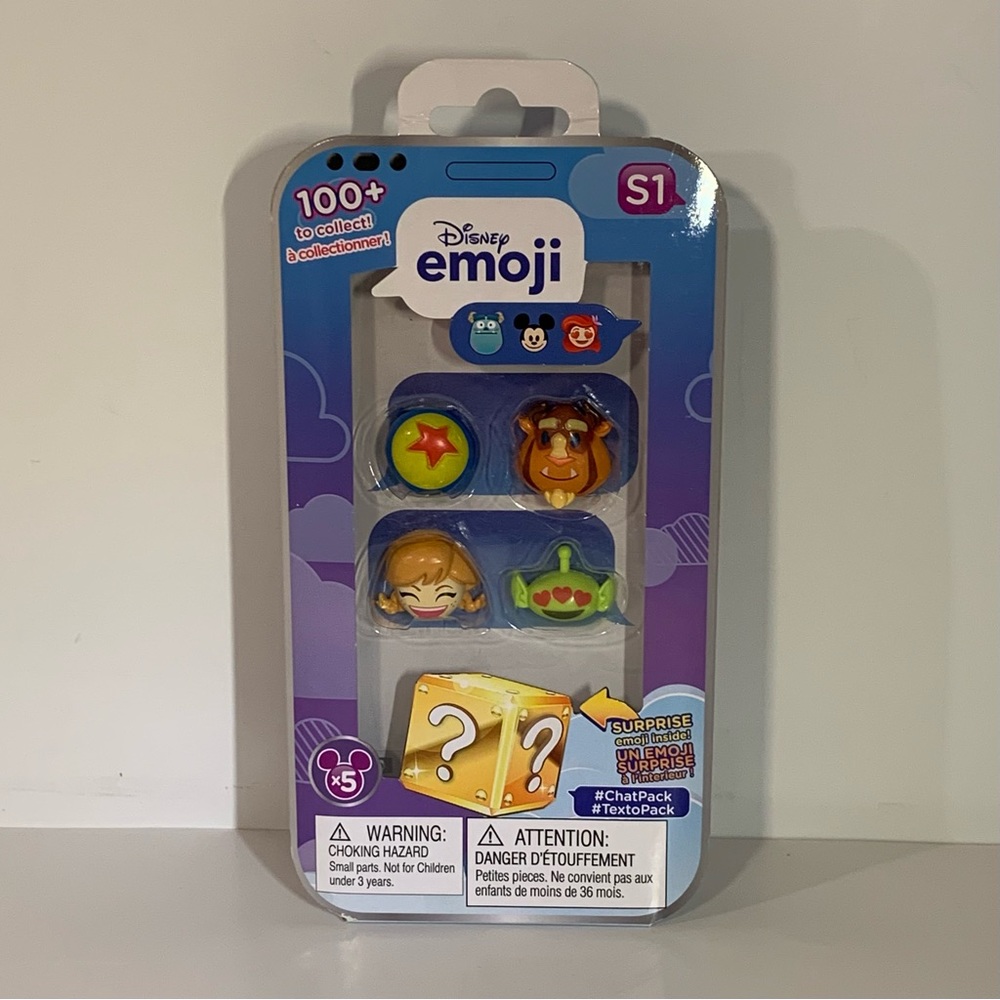 🏰 [4/$25] DISNEY EMOJI CHAT PACK SERIES 1 PACK OF 5 FIGURES 🏰